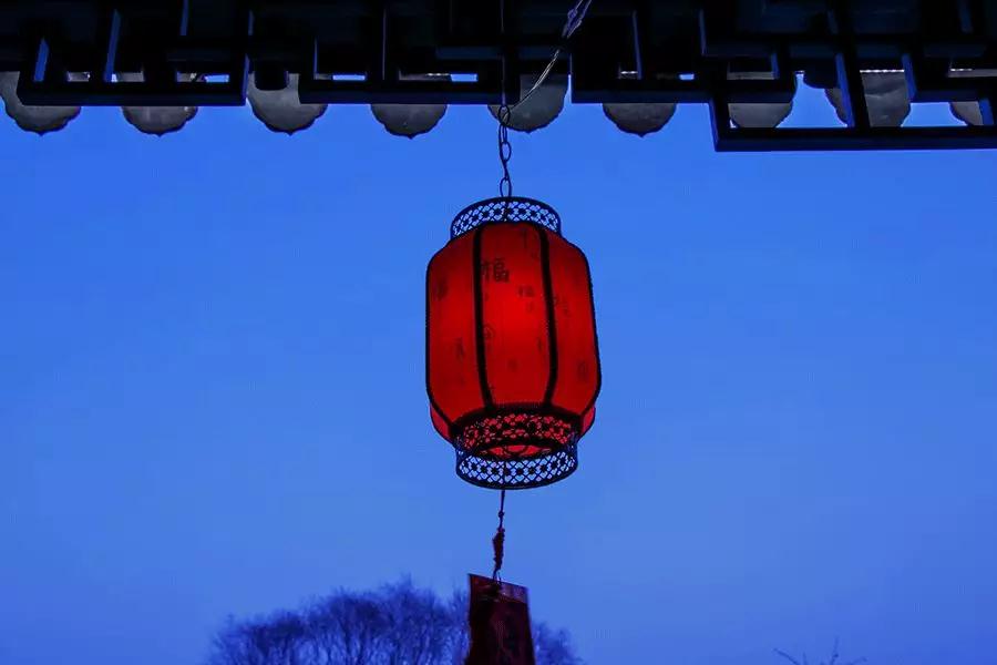 南北特祝全市人民中秋闔家幸福，團(tuán)圓美滿！
