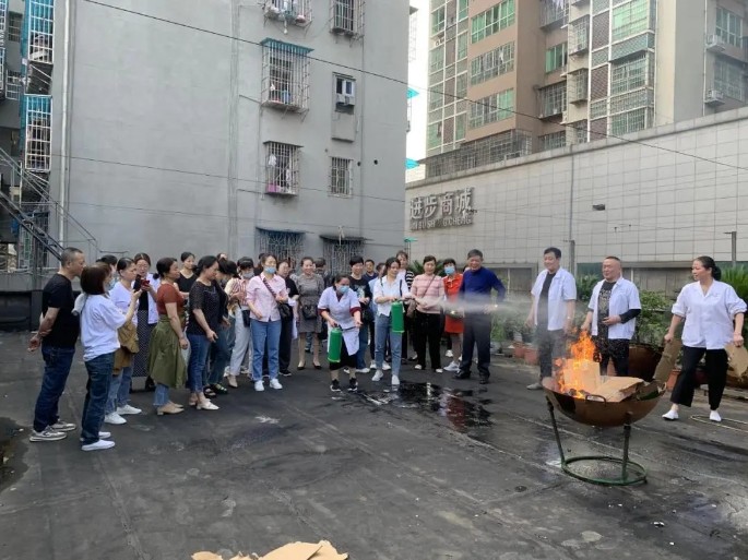衡陽市南北特食品有限公司開展《安全生產(chǎn)》、《消防安