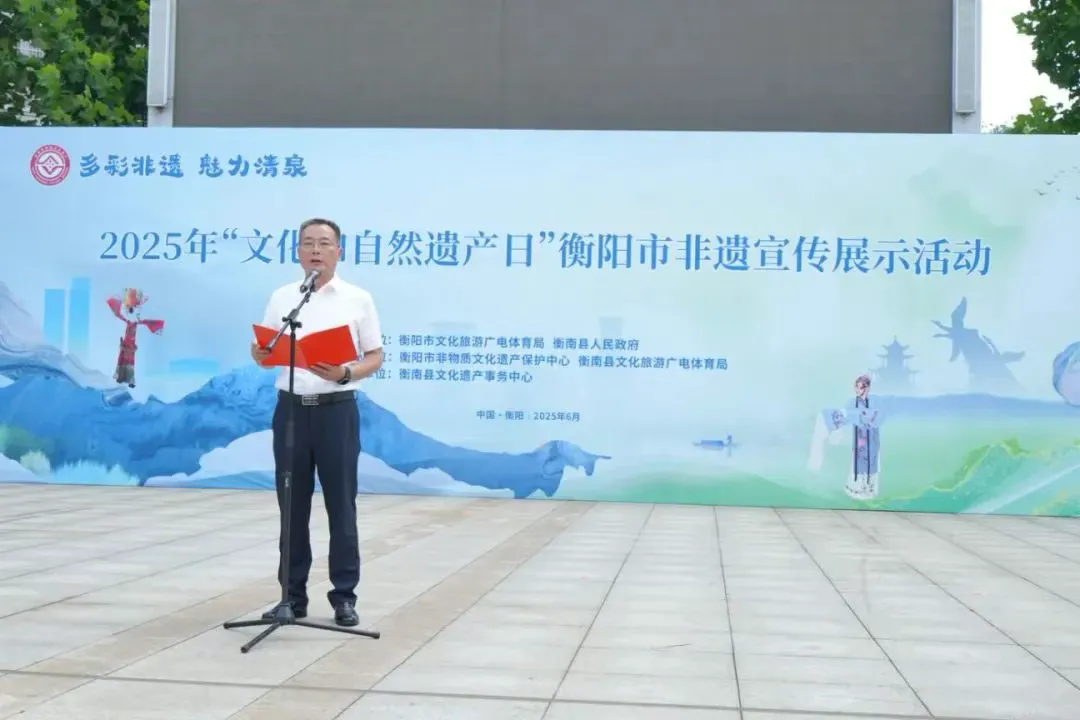 2.webp.png 2.webp.png